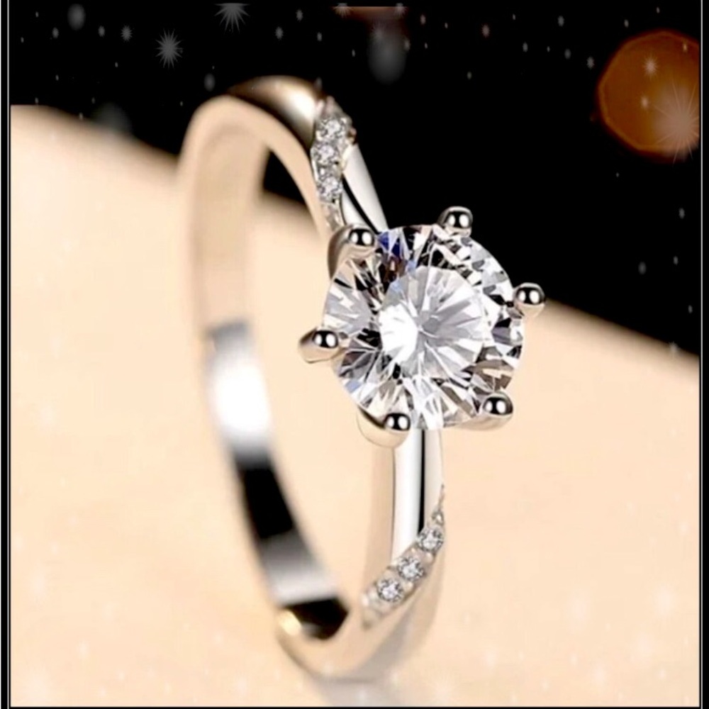 NEW 925 STERLING SIMULATED DIAMOND ROUND SOLITAIRE ENGAGEMENT WEDDING RING - Picture 3 of 6